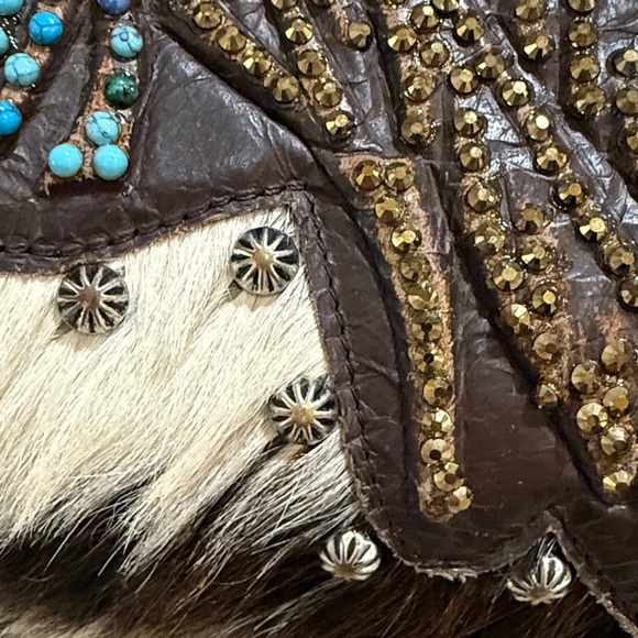 1 of a kind vintage UPCYCLED, real hair on hide fringe bag - Picture 4 of 8